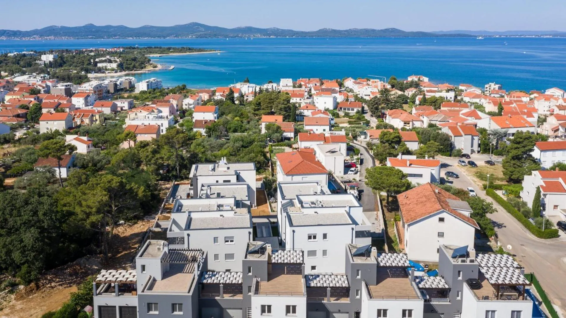 Crowonder Villa Adriana - Villa With Heated Swimming Pool, Jacuzzi And Sauna Zadar